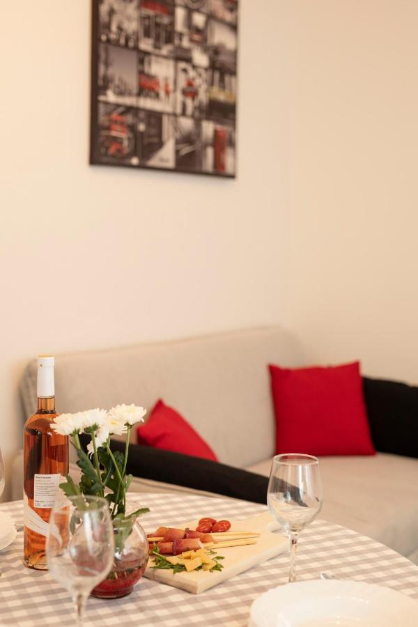 Studio Apartman Amalie Пазин Экстерьер фото